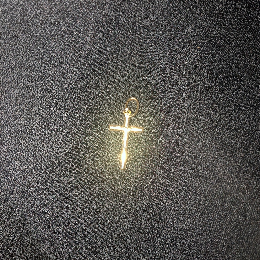 Final Price:Genuine 18k Gold Cross Fine Jewelry - Picture 1 of 4